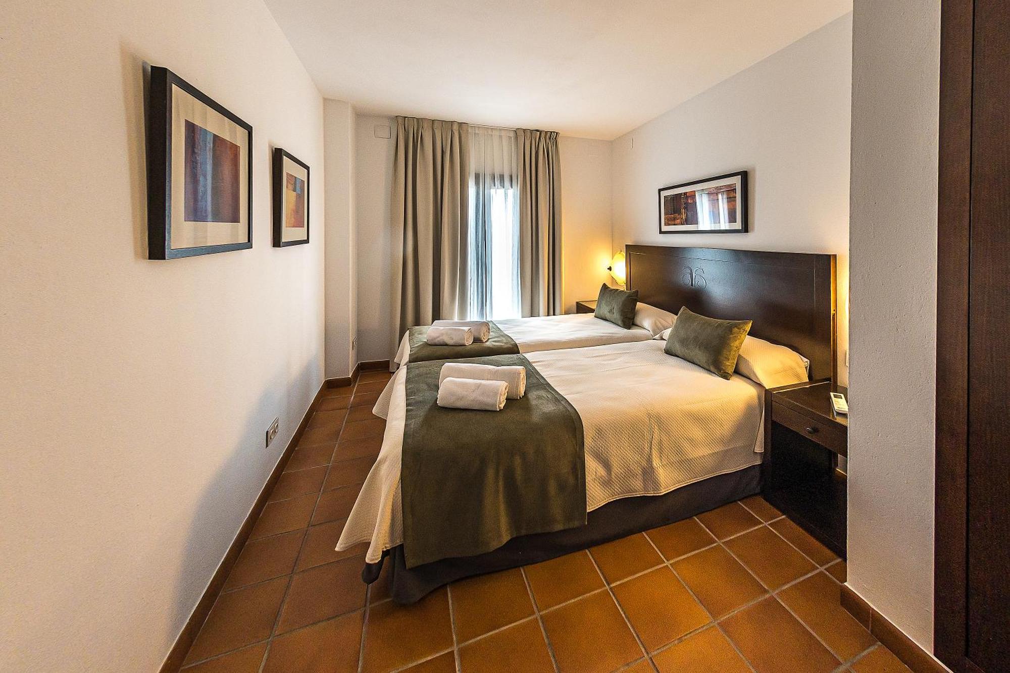 Hotel-Restaurante Casa Garcia アルモナステール・ラ・レアル エクステリア 写真