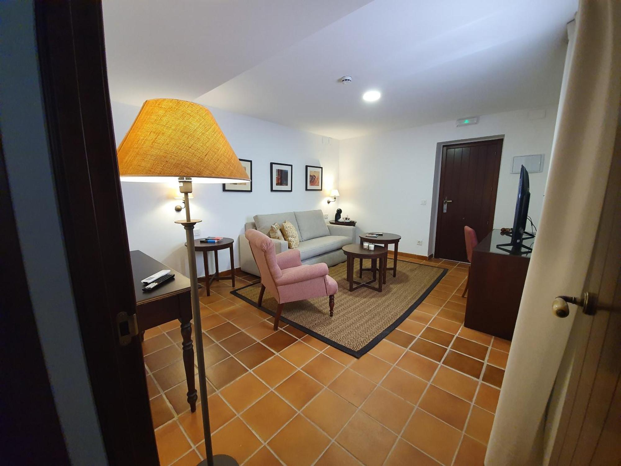 Hotel-Restaurante Casa Garcia アルモナステール・ラ・レアル エクステリア 写真