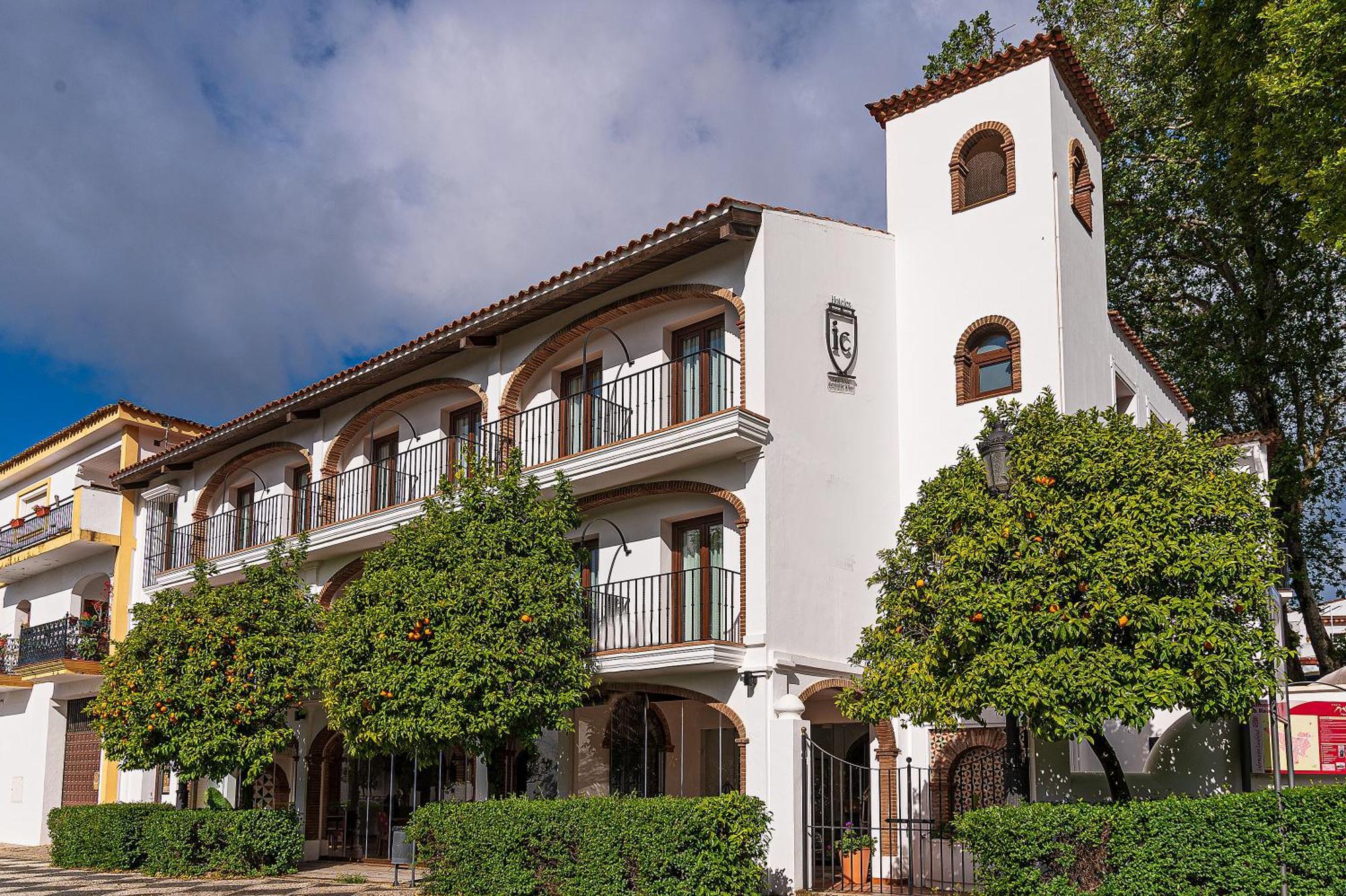 Hotel-Restaurante Casa Garcia アルモナステール・ラ・レアル エクステリア 写真