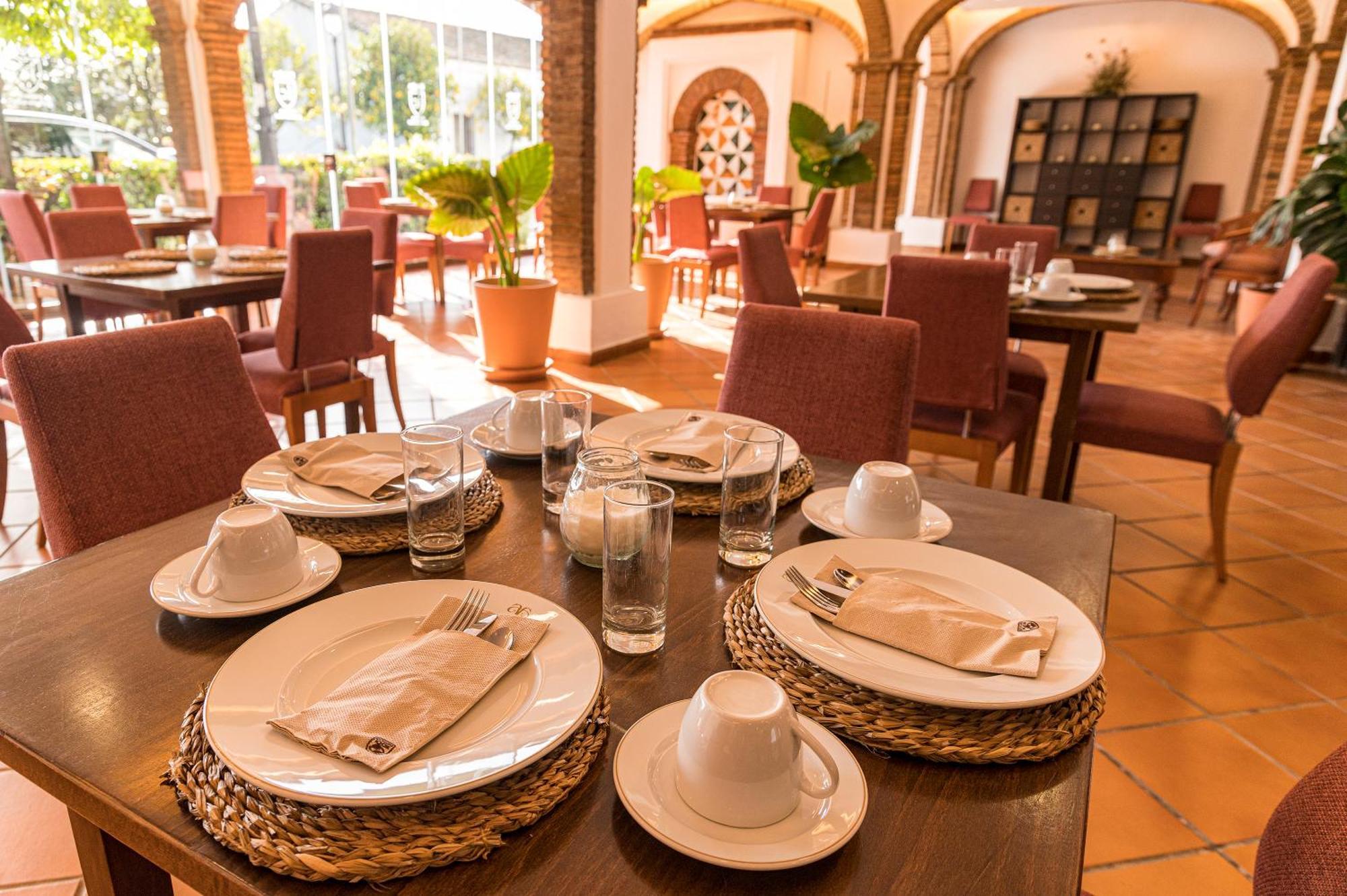 Hotel-Restaurante Casa Garcia アルモナステール・ラ・レアル エクステリア 写真